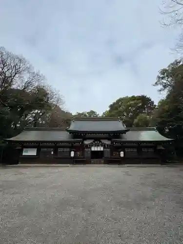 高座結御子神社（熱田神宮摂社）の{uncategorized: "未分類", other: "その他", undefined: "問題あり", building: "その他建物", grave: "お墓", sacred_gate: "鳥居", guardian: "狛犬", statue: "像", buddha: "仏像", history: "歴史", nature: "自然", garden: "庭園", animal: "動物", pagoda: "塔", temizu: "手水舎", mountain_gate: "山門・神門", sanctuary: "本殿・本堂", subordinate: "末社・摂社", art: "芸術", scenery: "景色", jizo: "地蔵", ema: "絵馬", goshuin: "御朱印", omikuji: "おみくじ", items: "授与品その他", amulet: "お守り", goshuincho: "御朱印帳", eats: "食事", festival: "お祭り", votive_dance: "神楽", shichigosan: "七五三参", wedding: "結婚式", experience: "体験その他", initially: "初詣", around: "周辺", anti_infection: "感染症対策"}