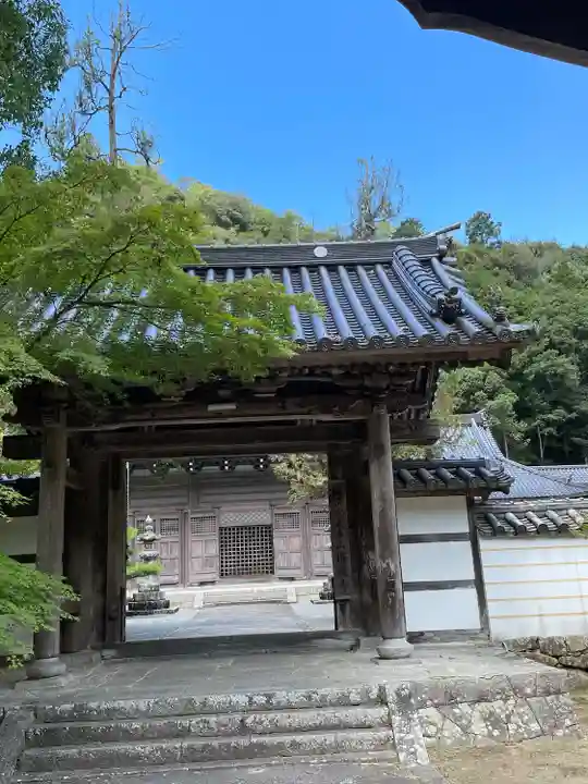 佛通寺の山門・神門