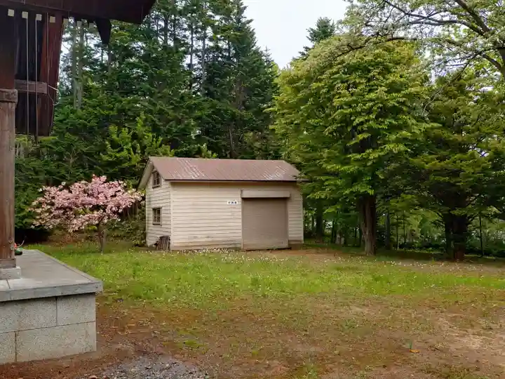 雄武神社の庭園
