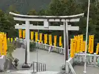 丹生川上神社(上社)の{uncategorized: "未分類", other: "その他", undefined: "問題あり", building: "その他建物", grave: "お墓", sacred_gate: "鳥居", guardian: "狛犬", statue: "像", buddha: "仏像", history: "歴史", nature: "自然", garden: "庭園", animal: "動物", pagoda: "塔", temizu: "手水舎", mountain_gate: "山門・神門", sanctuary: "本殿・本堂", subordinate: "末社・摂社", art: "芸術", scenery: "景色", jizo: "地蔵", ema: "絵馬", goshuin: "御朱印", omikuji: "おみくじ", items: "授与品その他", amulet: "お守り", goshuincho: "御朱印帳", eats: "食事", festival: "お祭り", votive_dance: "神楽", shichigosan: "七五三参", wedding: "結婚式", experience: "体験その他", initially: "初詣", around: "周辺", anti_infection: "感染症対策"}