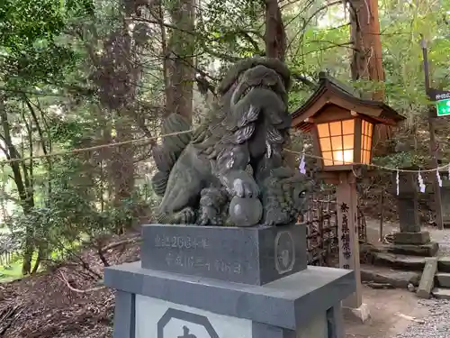 高千穂神社の狛犬