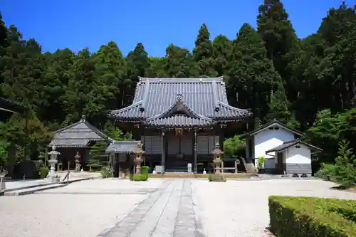 東泉寺の本殿