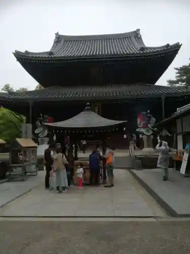 善通寺の本殿・本堂