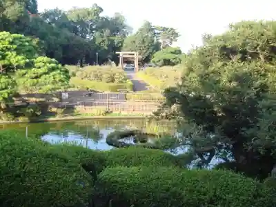 箭弓稲荷神社の庭園