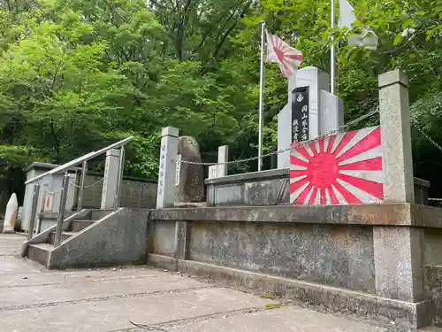 岡山縣護國神社の建物その他