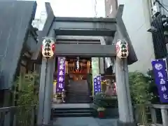 烏森神社の鳥居