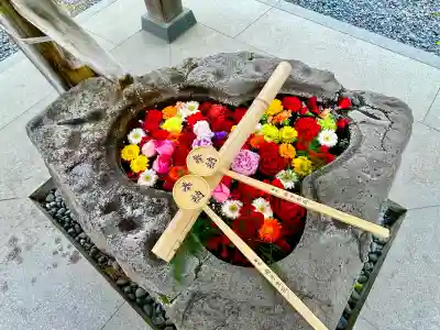 津島神社の{uncategorized: "未分類", other: "その他", undefined: "問題あり", building: "その他建物", grave: "お墓", sacred_gate: "鳥居", guardian: "狛犬", statue: "像", buddha: "仏像", history: "歴史", nature: "自然", garden: "庭園", animal: "動物", pagoda: "塔", temizu: "手水舎", mountain_gate: "山門・神門", sanctuary: "本殿・本堂", subordinate: "末社・摂社", art: "芸術", scenery: "景色", jizo: "地蔵", ema: "絵馬", goshuin: "御朱印", omikuji: "おみくじ", items: "授与品その他", amulet: "お守り", goshuincho: "御朱印帳", eats: "食事", festival: "お祭り", votive_dance: "神楽", shichigosan: "七五三参", wedding: "結婚式", experience: "体験その他", initially: "初詣", around: "周辺", anti_infection: "感染症対策"}
