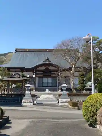 信行寺の本殿・本堂