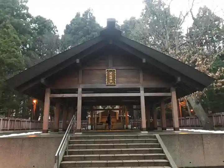 開拓神社の本殿・本堂