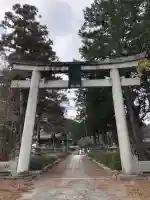 三尾神社の{uncategorized: "未分類", other: "その他", undefined: "問題あり", building: "その他建物", grave: "お墓", sacred_gate: "鳥居", guardian: "狛犬", statue: "像", buddha: "仏像", history: "歴史", nature: "自然", garden: "庭園", animal: "動物", pagoda: "塔", temizu: "手水舎", mountain_gate: "山門・神門", sanctuary: "本殿・本堂", subordinate: "末社・摂社", art: "芸術", scenery: "景色", jizo: "地蔵", ema: "絵馬", goshuin: "御朱印", omikuji: "おみくじ", items: "授与品その他", amulet: "お守り", goshuincho: "御朱印帳", eats: "食事", festival: "お祭り", votive_dance: "神楽", shichigosan: "七五三参", wedding: "結婚式", experience: "体験その他", initially: "初詣", around: "周辺", anti_infection: "感染症対策"}