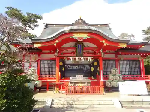 東伏見稲荷神社の本殿・本堂