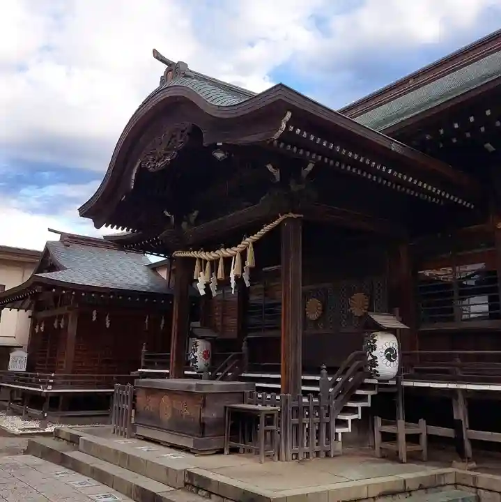 葛飾八幡宮の本殿・本堂