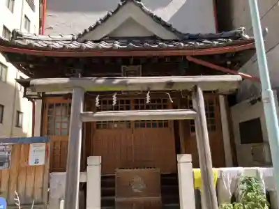 千代田神社の{uncategorized: "未分類", other: "その他", undefined: "問題あり", building: "その他建物", grave: "お墓", sacred_gate: "鳥居", guardian: "狛犬", statue: "像", buddha: "仏像", history: "歴史", nature: "自然", garden: "庭園", animal: "動物", pagoda: "塔", temizu: "手水舎", mountain_gate: "山門・神門", sanctuary: "本殿・本堂", subordinate: "末社・摂社", art: "芸術", scenery: "景色", jizo: "地蔵", ema: "絵馬", goshuin: "御朱印", omikuji: "おみくじ", items: "授与品その他", amulet: "お守り", goshuincho: "御朱印帳", eats: "食事", festival: "お祭り", votive_dance: "神楽", shichigosan: "七五三参", wedding: "結婚式", experience: "体験その他", initially: "初詣", around: "周辺", anti_infection: "感染症対策"}