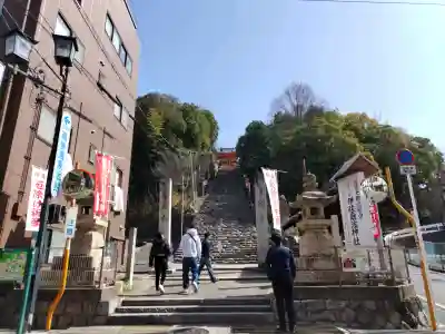 伊佐爾波神社の{uncategorized: "未分類", other: "その他", undefined: "問題あり", building: "その他建物", grave: "お墓", sacred_gate: "鳥居", guardian: "狛犬", statue: "像", buddha: "仏像", history: "歴史", nature: "自然", garden: "庭園", animal: "動物", pagoda: "塔", temizu: "手水舎", mountain_gate: "山門・神門", sanctuary: "本殿・本堂", subordinate: "末社・摂社", art: "芸術", scenery: "景色", jizo: "地蔵", ema: "絵馬", goshuin: "御朱印", omikuji: "おみくじ", items: "授与品その他", amulet: "お守り", goshuincho: "御朱印帳", eats: "食事", festival: "お祭り", votive_dance: "神楽", shichigosan: "七五三参", wedding: "結婚式", experience: "体験その他", initially: "初詣", around: "周辺", anti_infection: "感染症対策"}