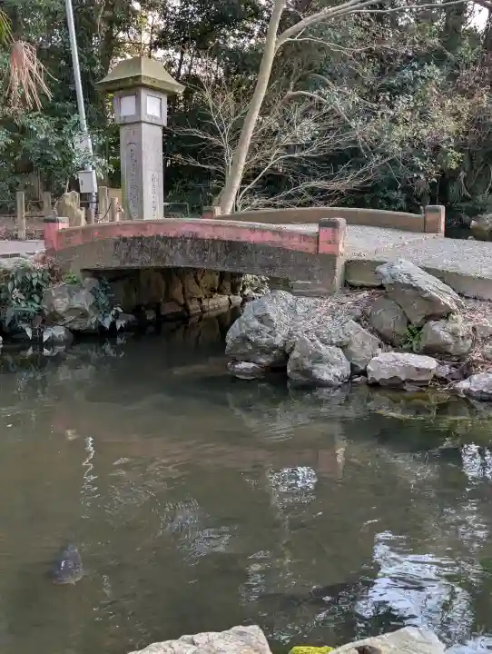 氣比神宮の{uncategorized: "未分類", other: "その他", undefined: "問題あり", building: "その他建物", grave: "お墓", sacred_gate: "鳥居", guardian: "狛犬", statue: "像", buddha: "仏像", history: "歴史", nature: "自然", garden: "庭園", animal: "動物", pagoda: "塔", temizu: "手水舎", mountain_gate: "山門・神門", sanctuary: "本殿・本堂", subordinate: "末社・摂社", art: "芸術", scenery: "景色", jizo: "地蔵", ema: "絵馬", goshuin: "御朱印", omikuji: "おみくじ", items: "授与品その他", amulet: "お守り", goshuincho: "御朱印帳", eats: "食事", festival: "お祭り", votive_dance: "神楽", shichigosan: "七五三参", wedding: "結婚式", experience: "体験その他", initially: "初詣", around: "周辺", anti_infection: "感染症対策"}