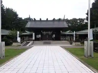 札幌護國神社の山門・神門