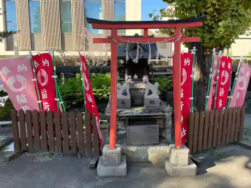 麻布氷川神社の末社