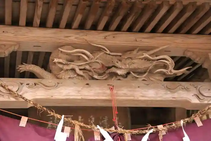 境神社の本殿