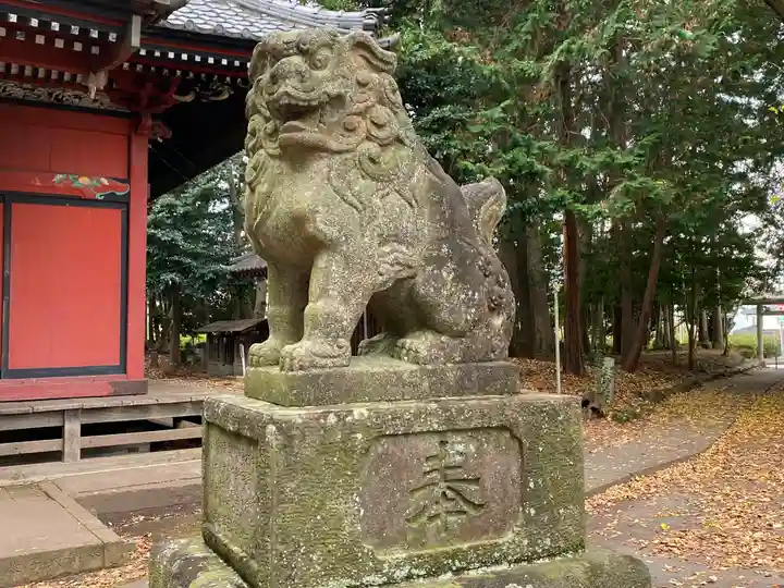 中氷川神社の狛犬