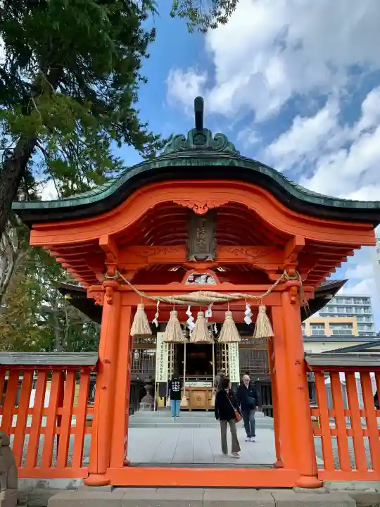 榴岡天満宮の{uncategorized: "未分類", other: "その他", undefined: "問題あり", building: "その他建物", grave: "お墓", sacred_gate: "鳥居", guardian: "狛犬", statue: "像", buddha: "仏像", history: "歴史", nature: "自然", garden: "庭園", animal: "動物", pagoda: "塔", temizu: "手水舎", mountain_gate: "山門・神門", sanctuary: "本殿・本堂", subordinate: "末社・摂社", art: "芸術", scenery: "景色", jizo: "地蔵", ema: "絵馬", goshuin: "御朱印", omikuji: "おみくじ", items: "授与品その他", amulet: "お守り", goshuincho: "御朱印帳", eats: "食事", festival: "お祭り", votive_dance: "神楽", shichigosan: "七五三参", wedding: "結婚式", experience: "体験その他", initially: "初詣", around: "周辺", anti_infection: "感染症対策"}