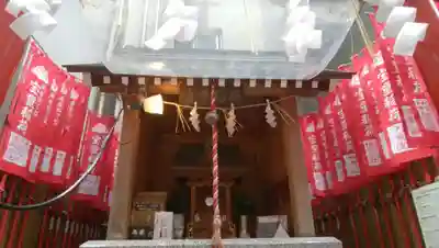 宝童稲荷神社の本殿・本堂