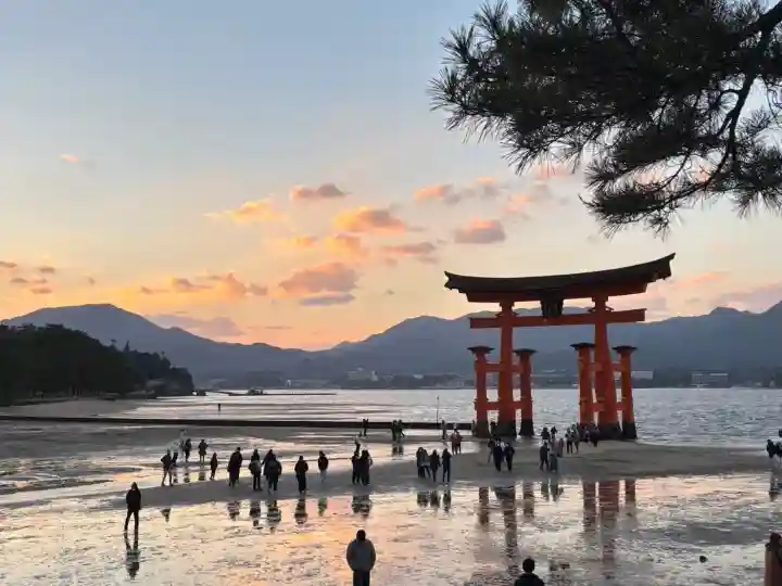 厳島神社(広島県)
