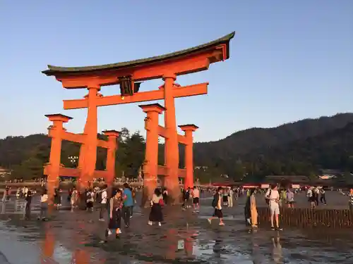 厳島神社(広島県)