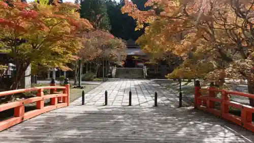 高野山金剛峯寺奥の院(和歌山県)
