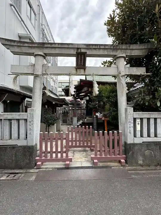 三河稲荷神社(東京都)