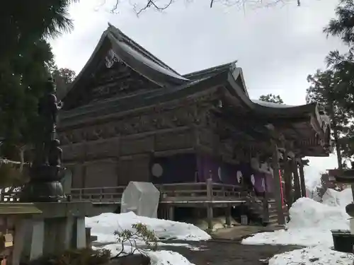成相寺の本殿・本堂