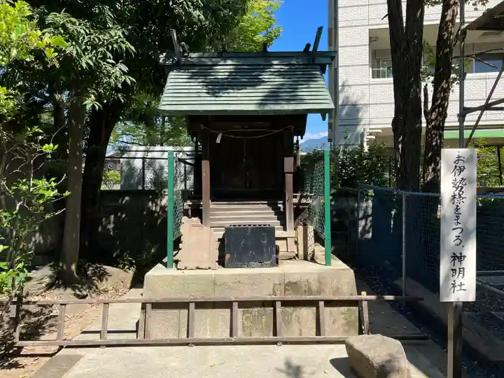 穴切大神社(山梨県)