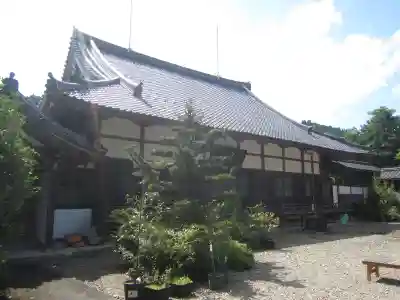 興雲寺の本殿・本堂