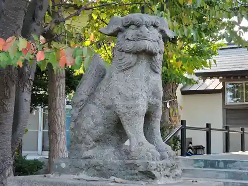 豊足神社の狛犬