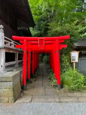 白笹稲荷神社の末社・摂社
