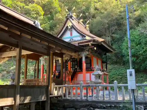 鳴無神社の本殿・本堂