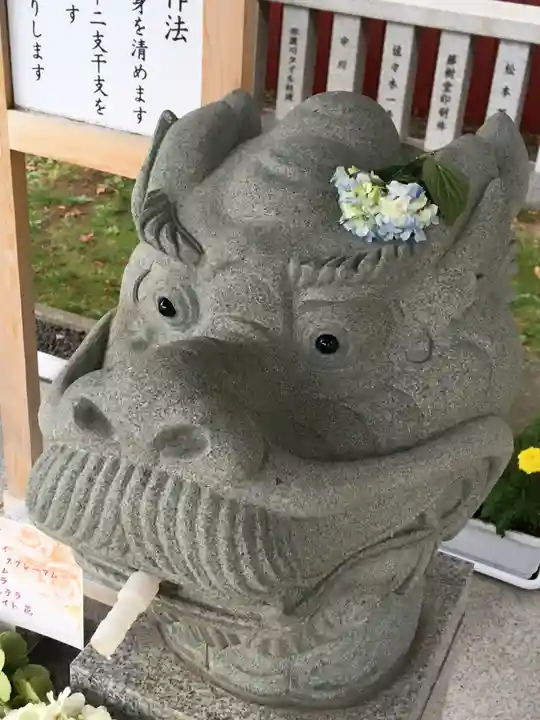 新川皇大神社の手水舎