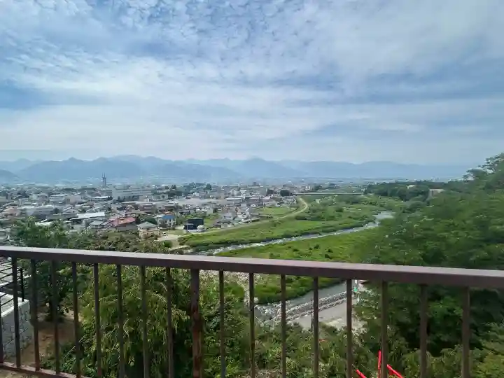 差出磯大嶽山神社 仕事と健康と厄よけの神さま(山梨県)