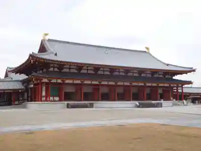 薬師寺の本殿・本堂
