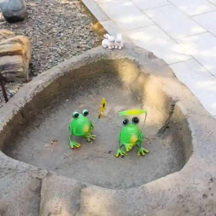 彌彦神社 (伊夜日子神社)の手水舎