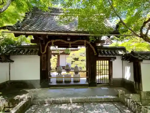 宝性院（石山寺寺務所）(滋賀県)