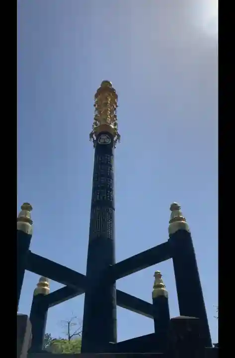 日光山輪王寺大護摩堂の{uncategorized: "未分類", other: "その他", undefined: "問題あり", building: "その他建物", grave: "お墓", sacred_gate: "鳥居", guardian: "狛犬", statue: "像", buddha: "仏像", history: "歴史", nature: "自然", garden: "庭園", animal: "動物", pagoda: "塔", temizu: "手水舎", mountain_gate: "山門・神門", sanctuary: "本殿・本堂", subordinate: "末社・摂社", art: "芸術", scenery: "景色", jizo: "地蔵", ema: "絵馬", goshuin: "御朱印", omikuji: "おみくじ", items: "授与品その他", amulet: "お守り", goshuincho: "御朱印帳", eats: "食事", festival: "お祭り", votive_dance: "神楽", shichigosan: "七五三参", wedding: "結婚式", experience: "体験その他", initially: "初詣", around: "周辺", anti_infection: "感染症対策"}