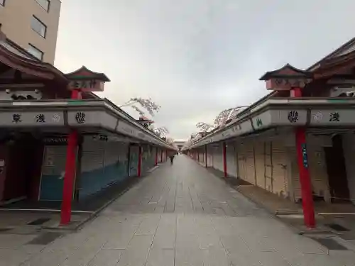 浅草寺の景色