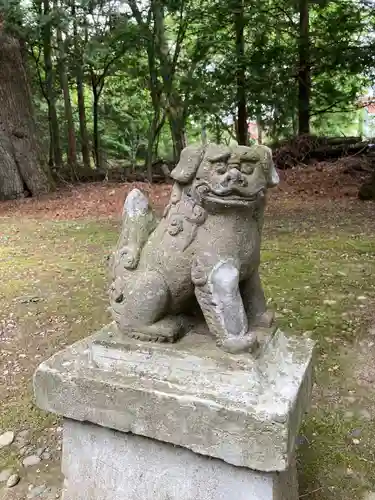 音更神社の狛犬