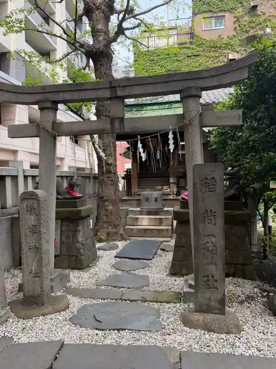 小野照崎神社の{uncategorized: "未分類", other: "その他", undefined: "問題あり", building: "その他建物", grave: "お墓", sacred_gate: "鳥居", guardian: "狛犬", statue: "像", buddha: "仏像", history: "歴史", nature: "自然", garden: "庭園", animal: "動物", pagoda: "塔", temizu: "手水舎", mountain_gate: "山門・神門", sanctuary: "本殿・本堂", subordinate: "末社・摂社", art: "芸術", scenery: "景色", jizo: "地蔵", ema: "絵馬", goshuin: "御朱印", omikuji: "おみくじ", items: "授与品その他", amulet: "お守り", goshuincho: "御朱印帳", eats: "食事", festival: "お祭り", votive_dance: "神楽", shichigosan: "七五三参", wedding: "結婚式", experience: "体験その他", initially: "初詣", around: "周辺", anti_infection: "感染症対策"}