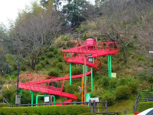 烏止野神社の周辺