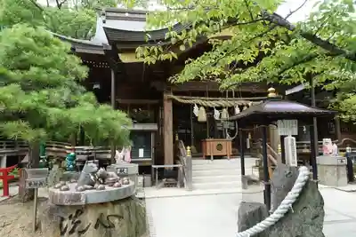 田村神社の本殿・本堂
