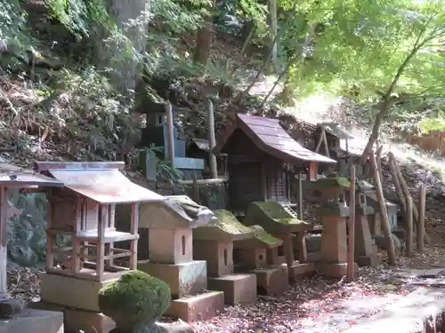 手長神社の末社