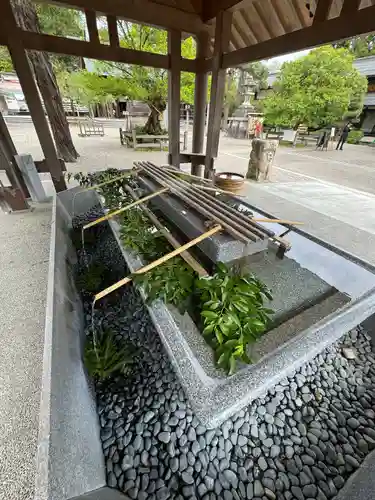 射水神社の手水