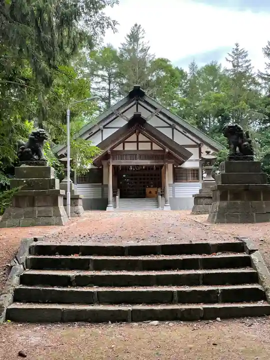 京極八幡神社の本殿・本堂