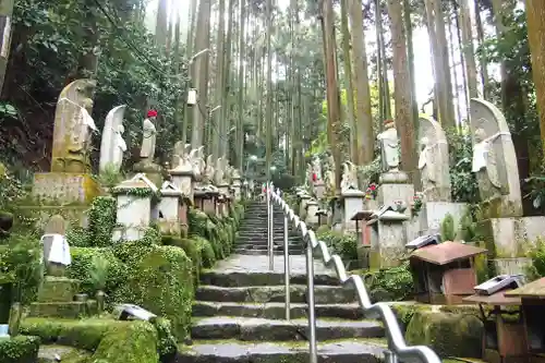 宝山寺の建物その他